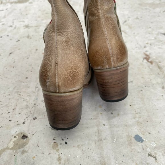 Freebird Rose Embroidered Leather Cyrus Boots, Size 8 - Picture 7 of 7